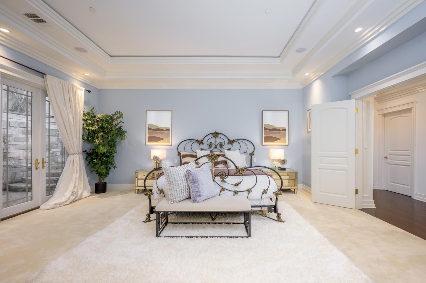 Detail Gallery Image 31 of 57 For 780 S El Monte Ave, Los Altos,  CA 94022 - 5 Beds | 4/2 Baths