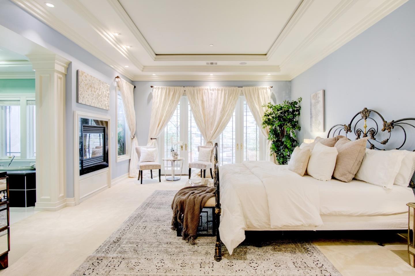 Detail Gallery Image 32 of 57 For 780 S El Monte Ave, Los Altos,  CA 94022 - 5 Beds | 4/2 Baths