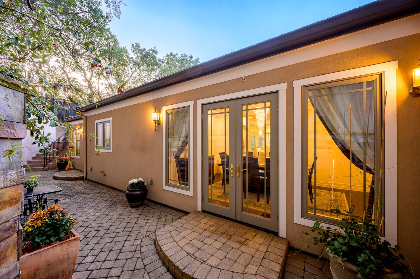 Detail Gallery Image 47 of 57 For 780 S El Monte Ave, Los Altos,  CA 94022 - 5 Beds | 4/2 Baths