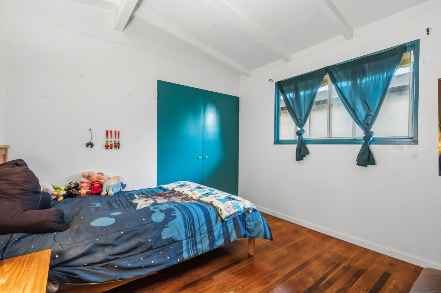 Detail Gallery Image 10 of 42 For 108 Gardenia Dr, Salinas,  CA 93906 - 3 Beds | 2 Baths