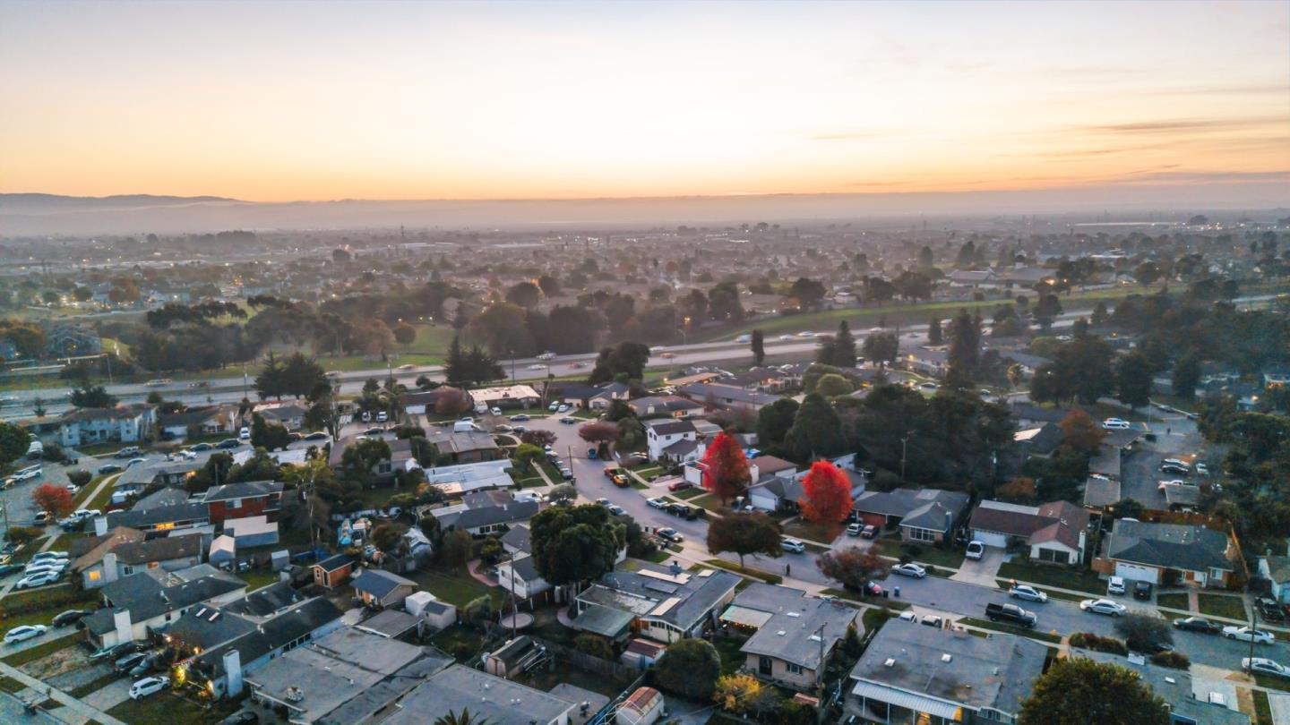 Detail Gallery Image 16 of 42 For 108 Gardenia Dr, Salinas,  CA 93906 - 3 Beds | 2 Baths