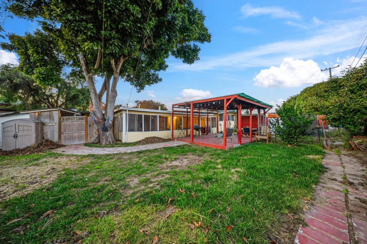 Detail Gallery Image 35 of 42 For 108 Gardenia Dr, Salinas,  CA 93906 - 3 Beds | 2 Baths