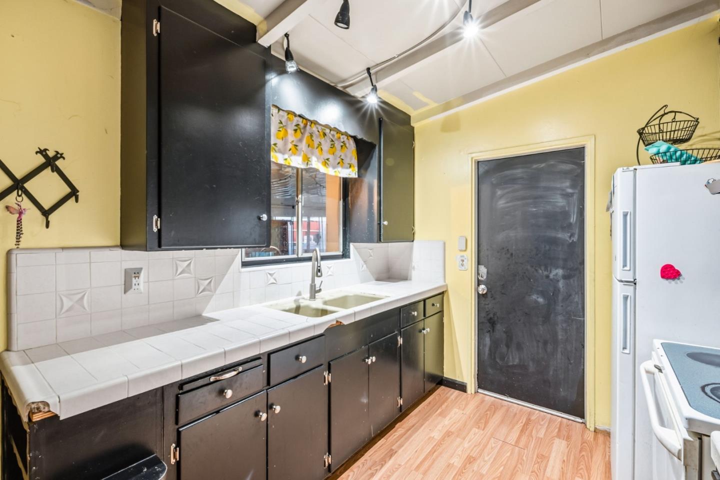 Detail Gallery Image 36 of 42 For 108 Gardenia Dr, Salinas,  CA 93906 - 3 Beds | 2 Baths