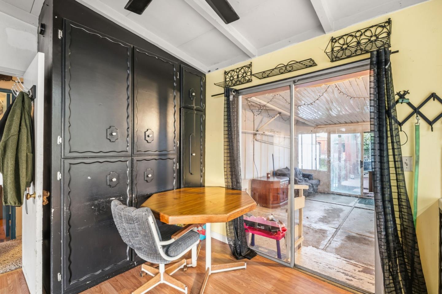 Detail Gallery Image 37 of 42 For 108 Gardenia Dr, Salinas,  CA 93906 - 3 Beds | 2 Baths