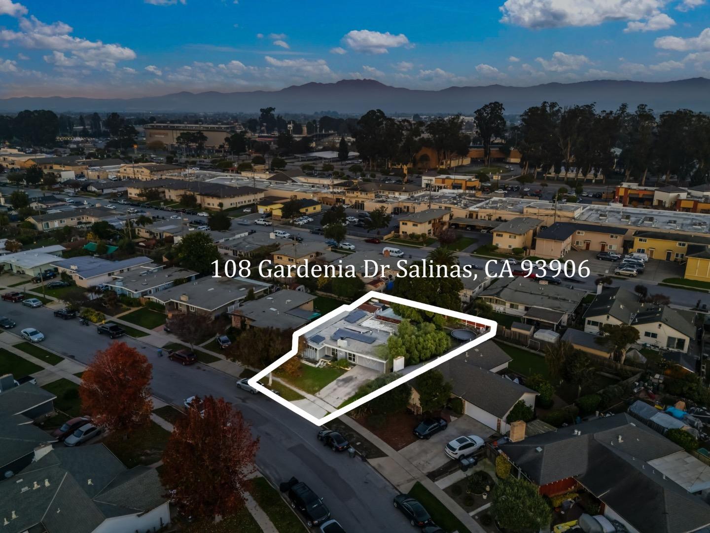 Detail Gallery Image 7 of 42 For 108 Gardenia Dr, Salinas,  CA 93906 - 3 Beds | 2 Baths