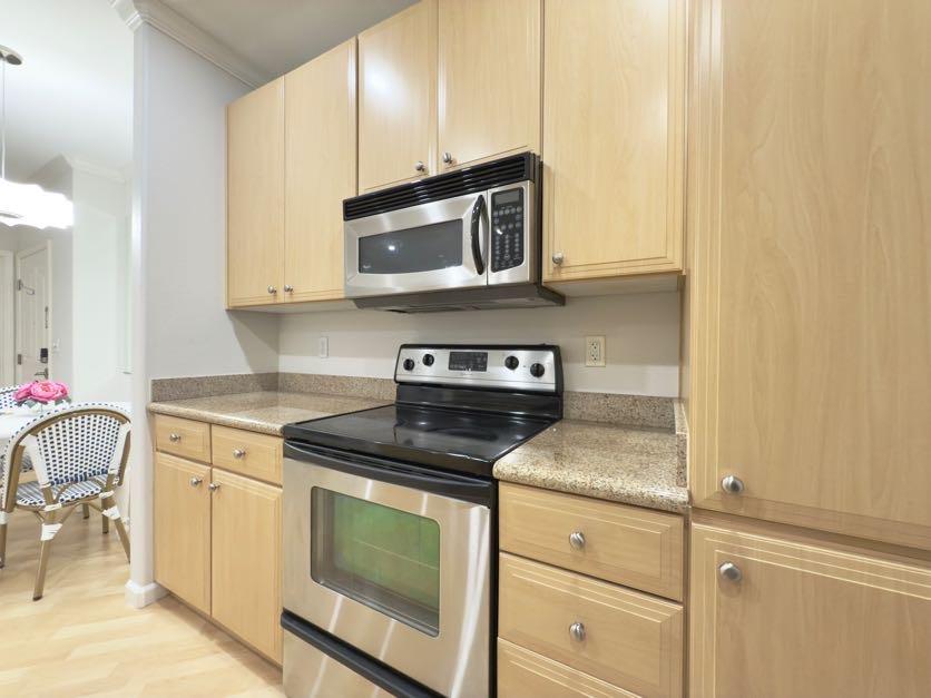 Detail Gallery Image 10 of 39 For 801 S Winchester Blvd #4310,  San Jose,  CA 95128 - 2 Beds | 2 Baths