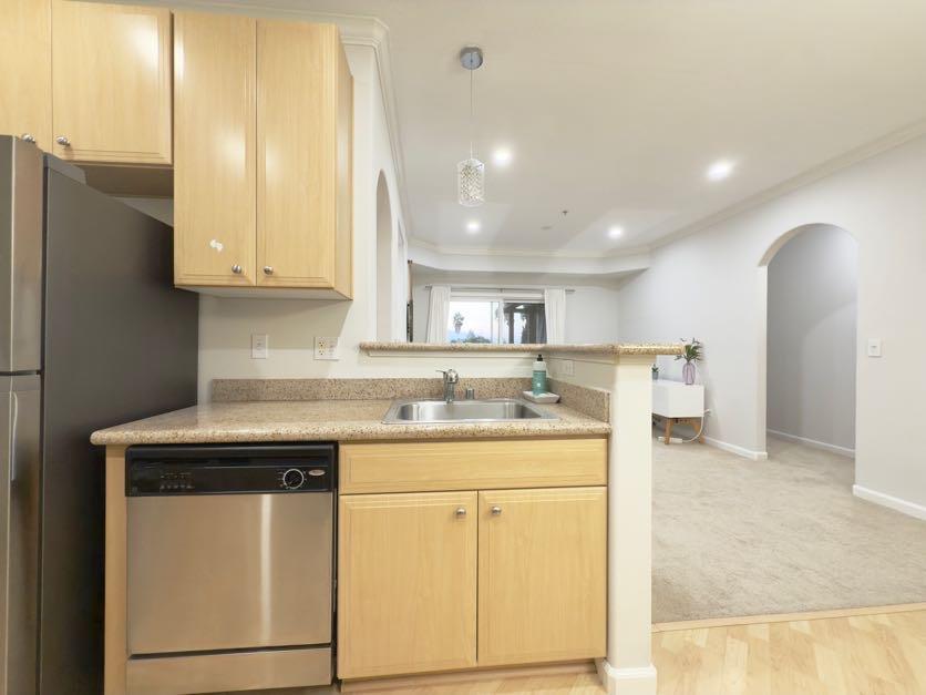 Detail Gallery Image 12 of 39 For 801 S Winchester Blvd #4310,  San Jose,  CA 95128 - 2 Beds | 2 Baths