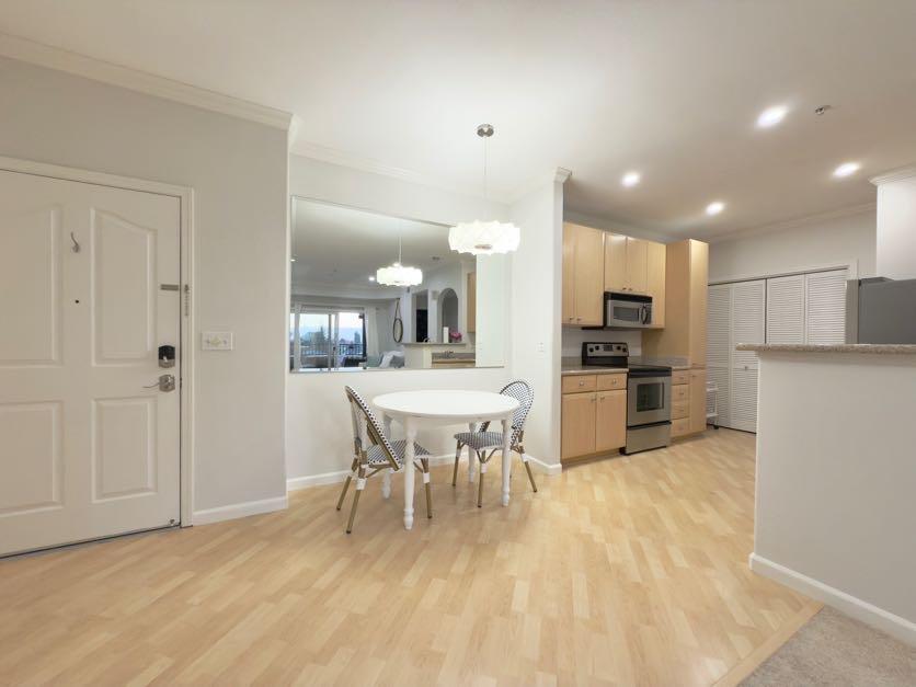 Detail Gallery Image 7 of 39 For 801 S Winchester Blvd #4310,  San Jose,  CA 95128 - 2 Beds | 2 Baths