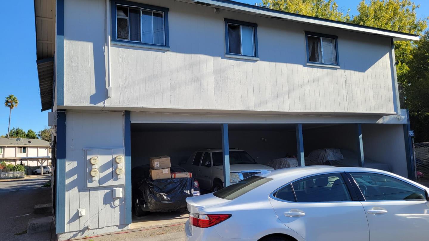 Detail Gallery Image 4 of 7 For 429 Osgood Ct, San Jose,  CA 95111 - – Beds | – Baths