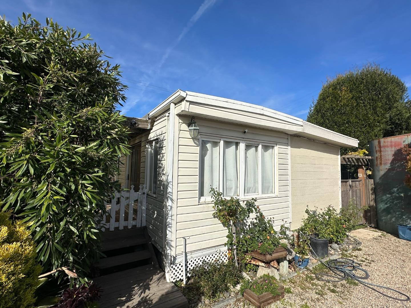 Detail Gallery Image 10 of 11 For 1931 Beach Rd, Watsonville,  CA 95076 - – Beds | – Baths