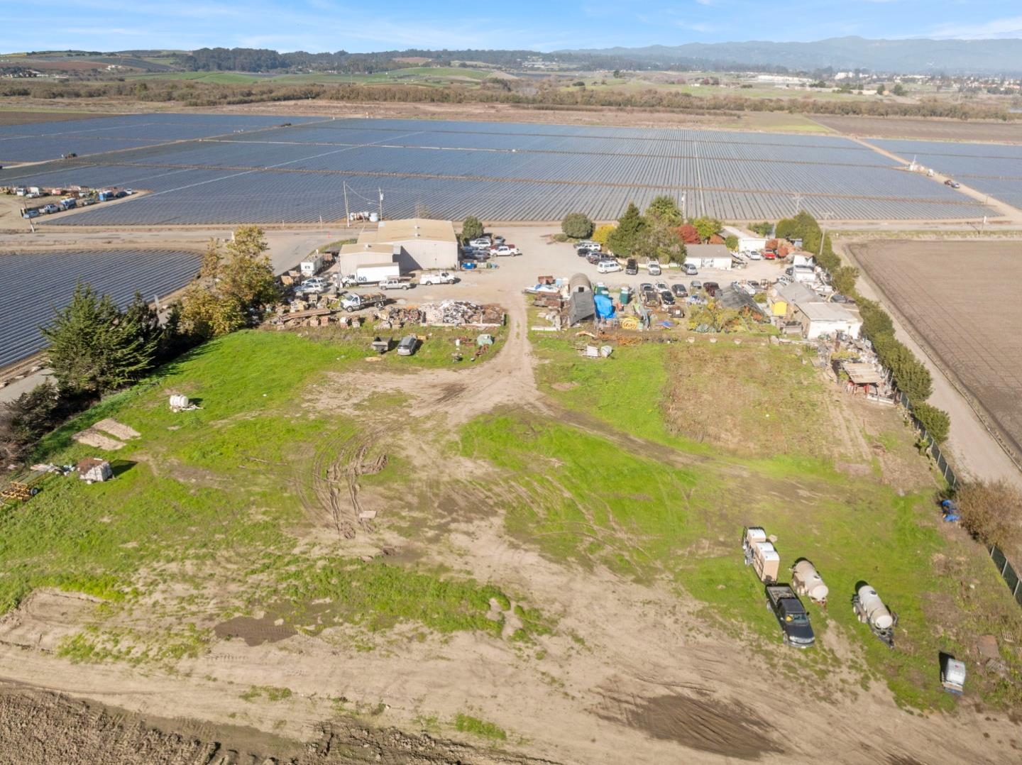 Detail Gallery Image 12 of 25 For 1931 Beach Rd, Watsonville,  CA 95076 - – Beds | – Baths