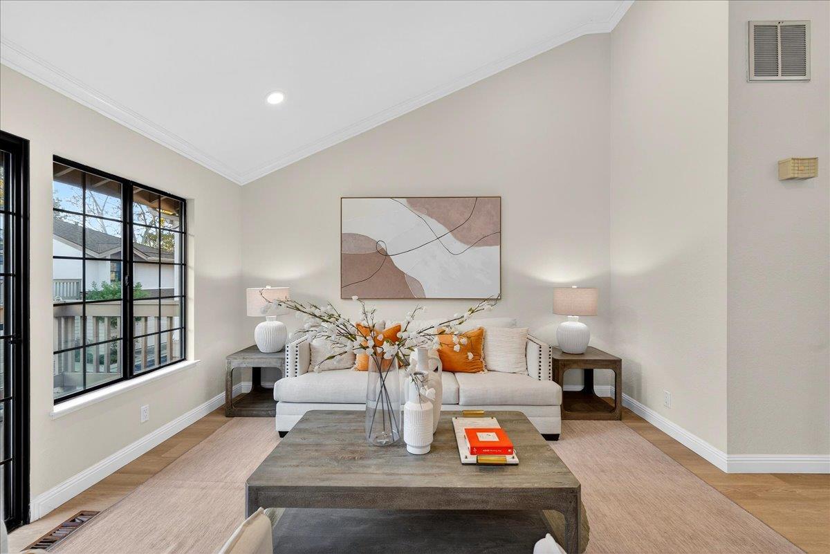 Detail Gallery Image 16 of 64 For 434 Ives Ter, Sunnyvale,  CA 94087 - 3 Beds | 2/1 Baths