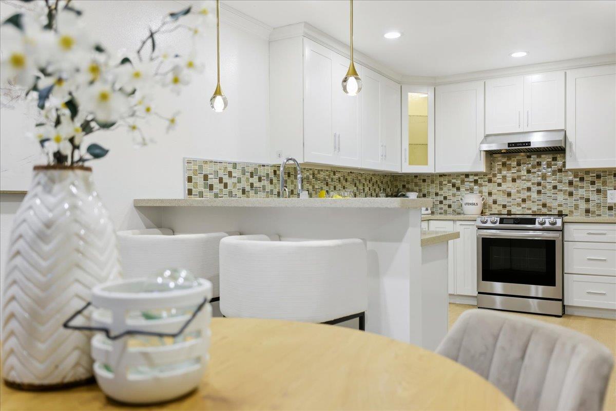 Detail Gallery Image 35 of 64 For 434 Ives Ter, Sunnyvale,  CA 94087 - 3 Beds | 2/1 Baths