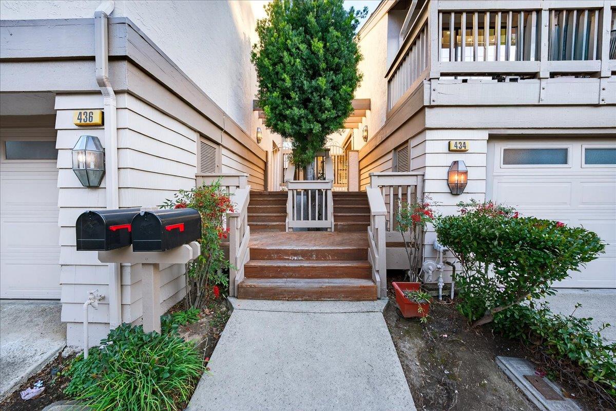 Detail Gallery Image 42 of 64 For 434 Ives Ter, Sunnyvale,  CA 94087 - 3 Beds | 2/1 Baths