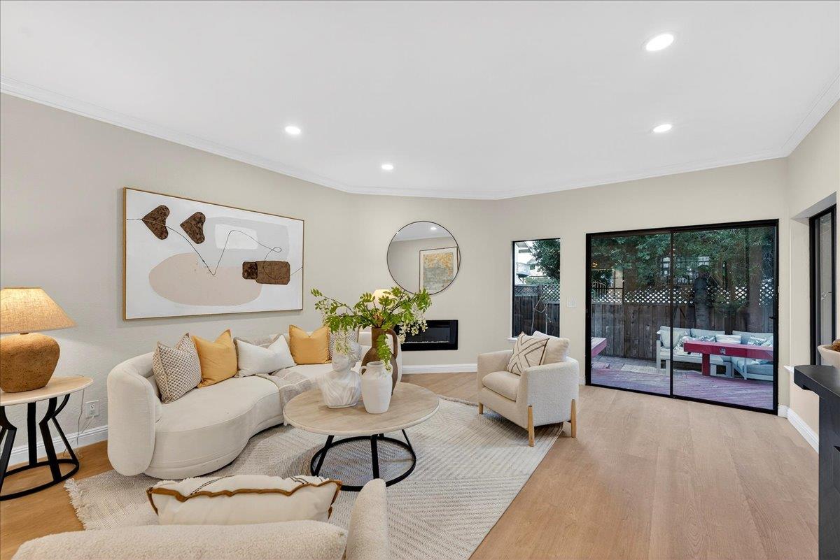 Detail Gallery Image 6 of 64 For 434 Ives Ter, Sunnyvale,  CA 94087 - 3 Beds | 2/1 Baths