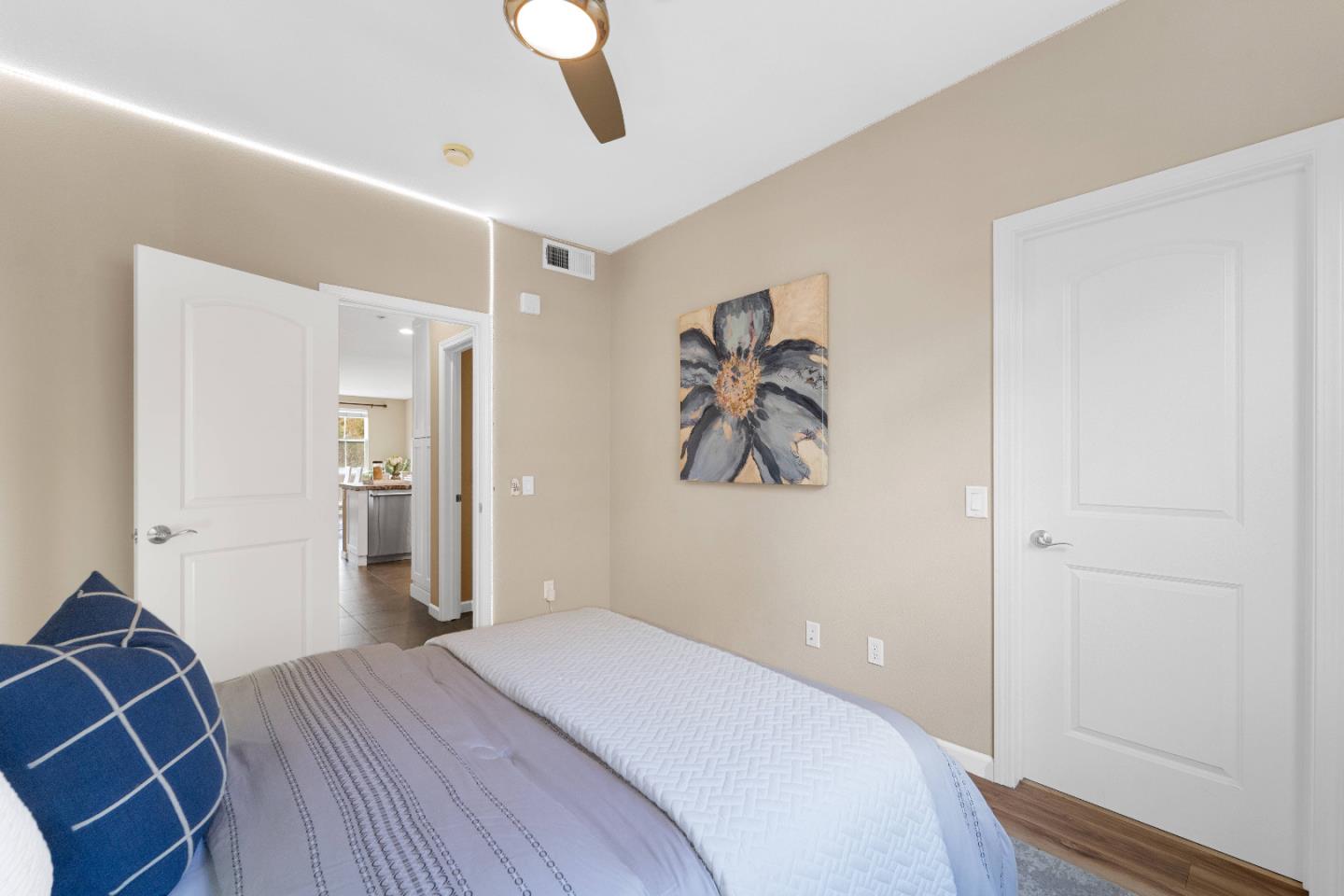 Detail Gallery Image 16 of 31 For 590 Cedarville Ln, San Jose,  CA 95133 - 3 Beds | 4 Baths