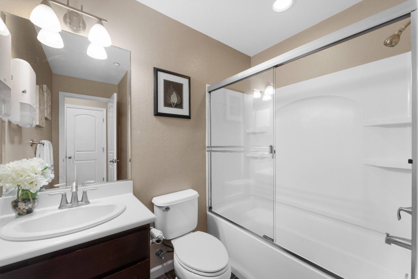 Detail Gallery Image 20 of 31 For 590 Cedarville Ln, San Jose,  CA 95133 - 3 Beds | 4 Baths