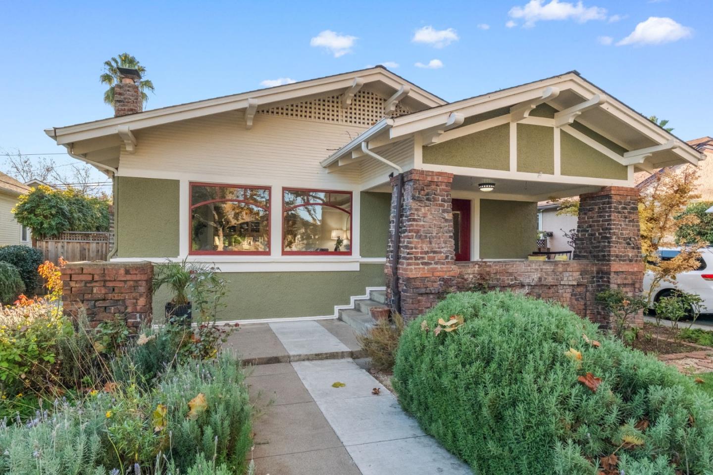 Detail Gallery Image 4 of 63 For 249 S 13th St, San Jose,  CA 95112 - 3 Beds | 2 Baths