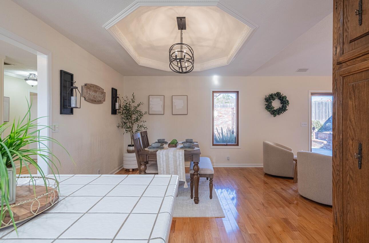 Detail Gallery Image 16 of 64 For 1527 Atherton Way, Salinas,  CA 93906 - 4 Beds | 3 Baths