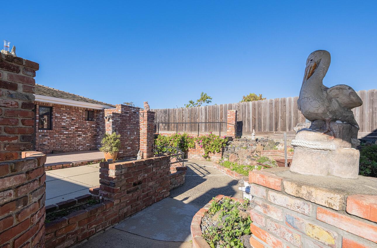 Detail Gallery Image 29 of 64 For 1527 Atherton Way, Salinas,  CA 93906 - 4 Beds | 3 Baths