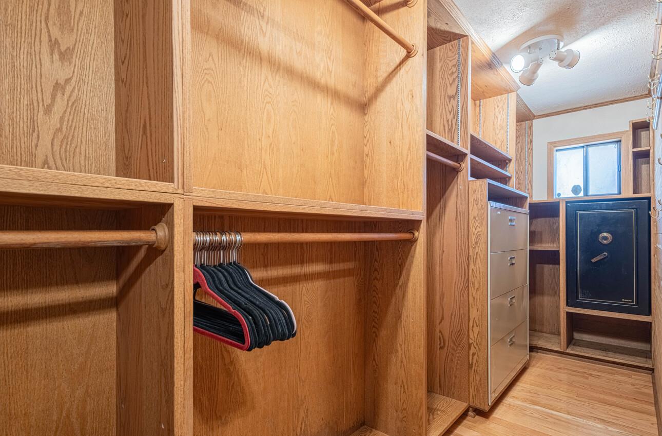 Detail Gallery Image 35 of 64 For 1527 Atherton Way, Salinas,  CA 93906 - 4 Beds | 3 Baths