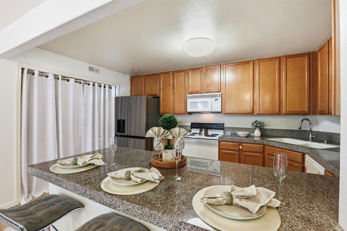 Detail Gallery Image 20 of 60 For 134 Carroll St #202,  Sunnyvale,  CA 94086 - 2 Beds | 2 Baths