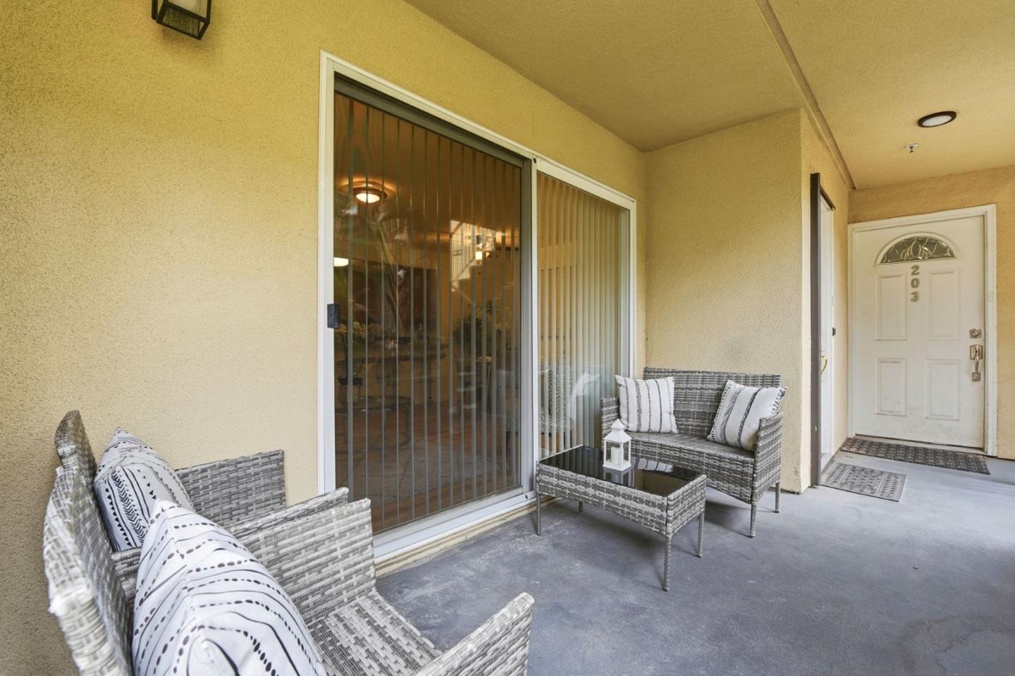 Detail Gallery Image 49 of 60 For 134 Carroll St #202,  Sunnyvale,  CA 94086 - 2 Beds | 2 Baths