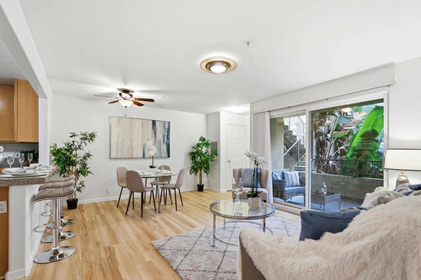 Detail Gallery Image 9 of 60 For 134 Carroll St #202,  Sunnyvale,  CA 94086 - 2 Beds | 2 Baths