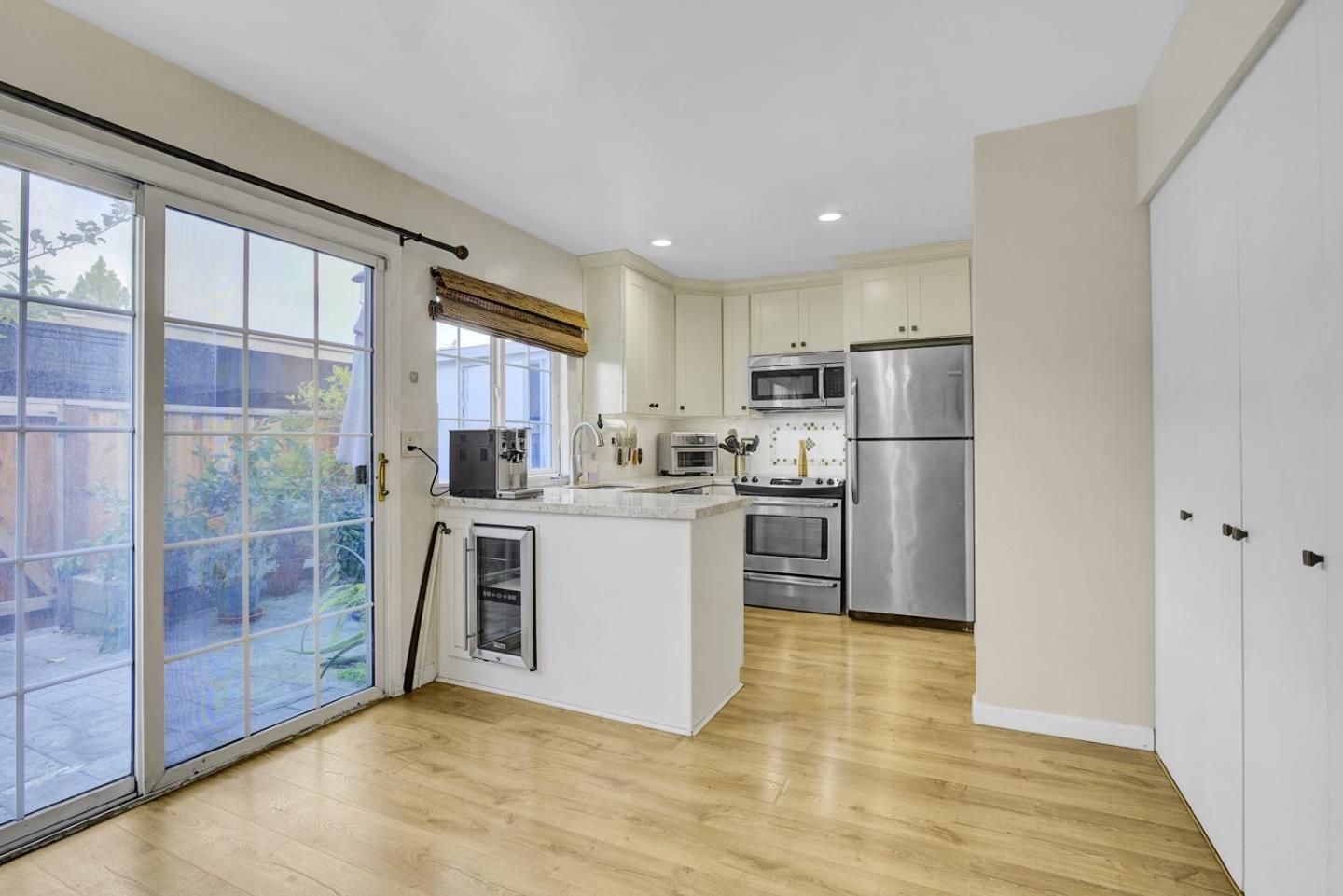 Detail Gallery Image 10 of 38 For 419 Velasco, San Jose,  CA 95123 - 2 Beds | 1/1 Baths