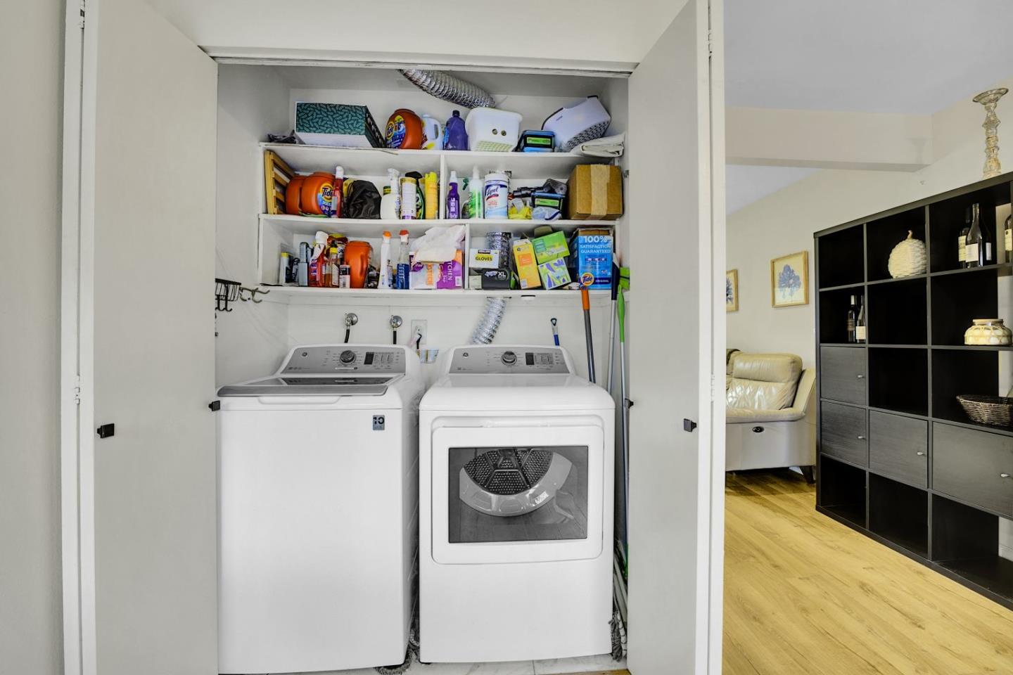 Detail Gallery Image 17 of 38 For 419 Velasco, San Jose,  CA 95123 - 2 Beds | 1/1 Baths