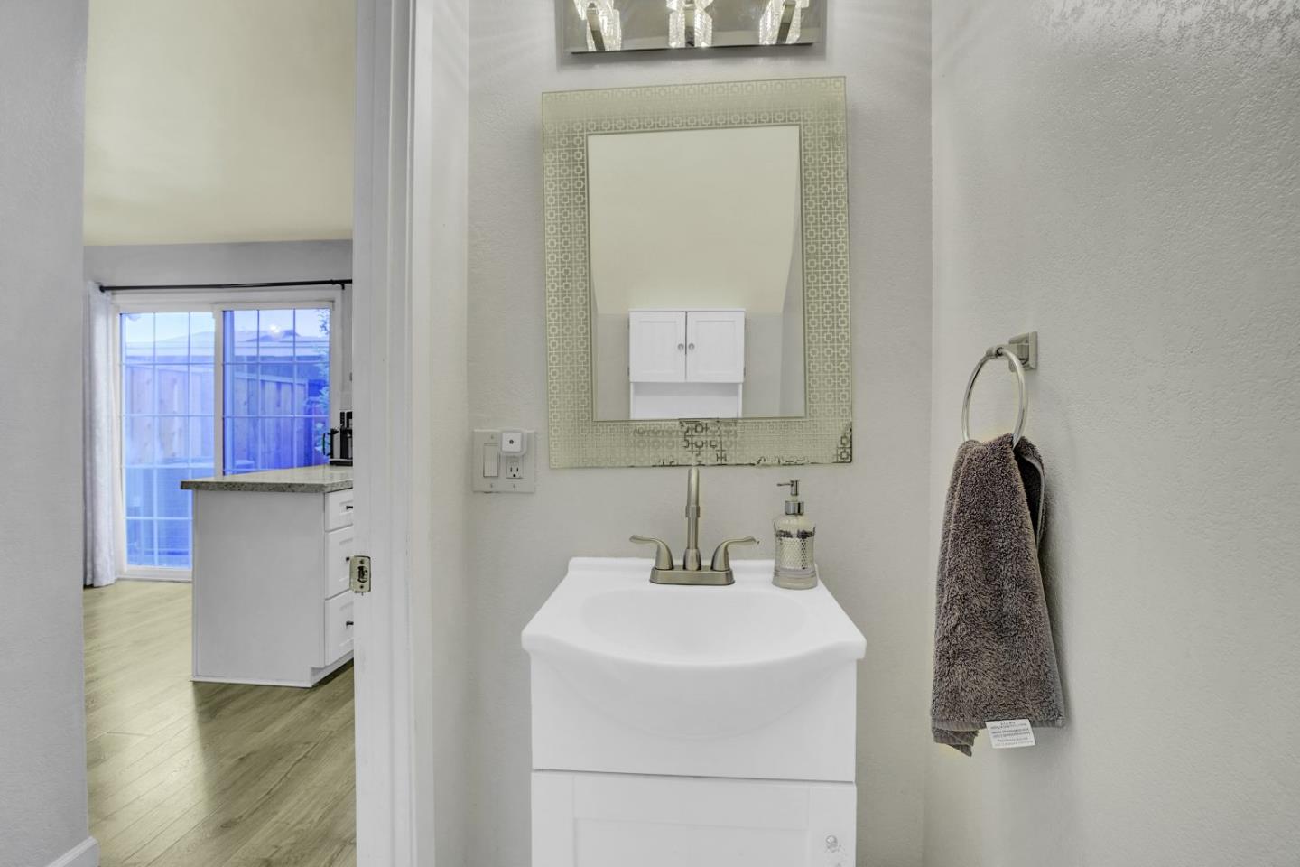 Detail Gallery Image 18 of 38 For 419 Velasco, San Jose,  CA 95123 - 2 Beds | 1/1 Baths