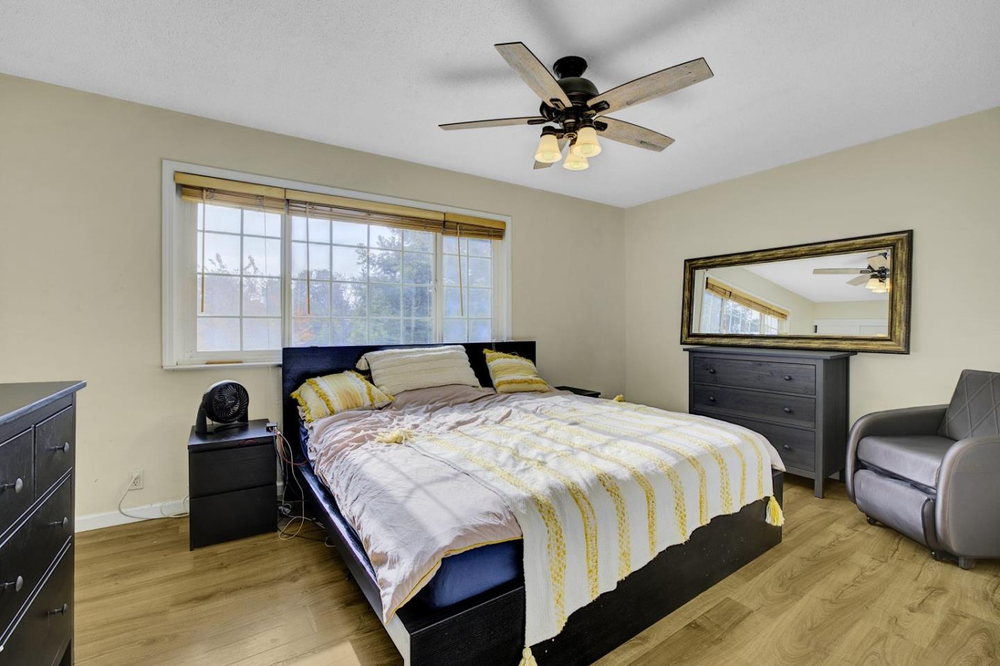 Detail Gallery Image 22 of 38 For 419 Velasco, San Jose,  CA 95123 - 2 Beds | 1/1 Baths