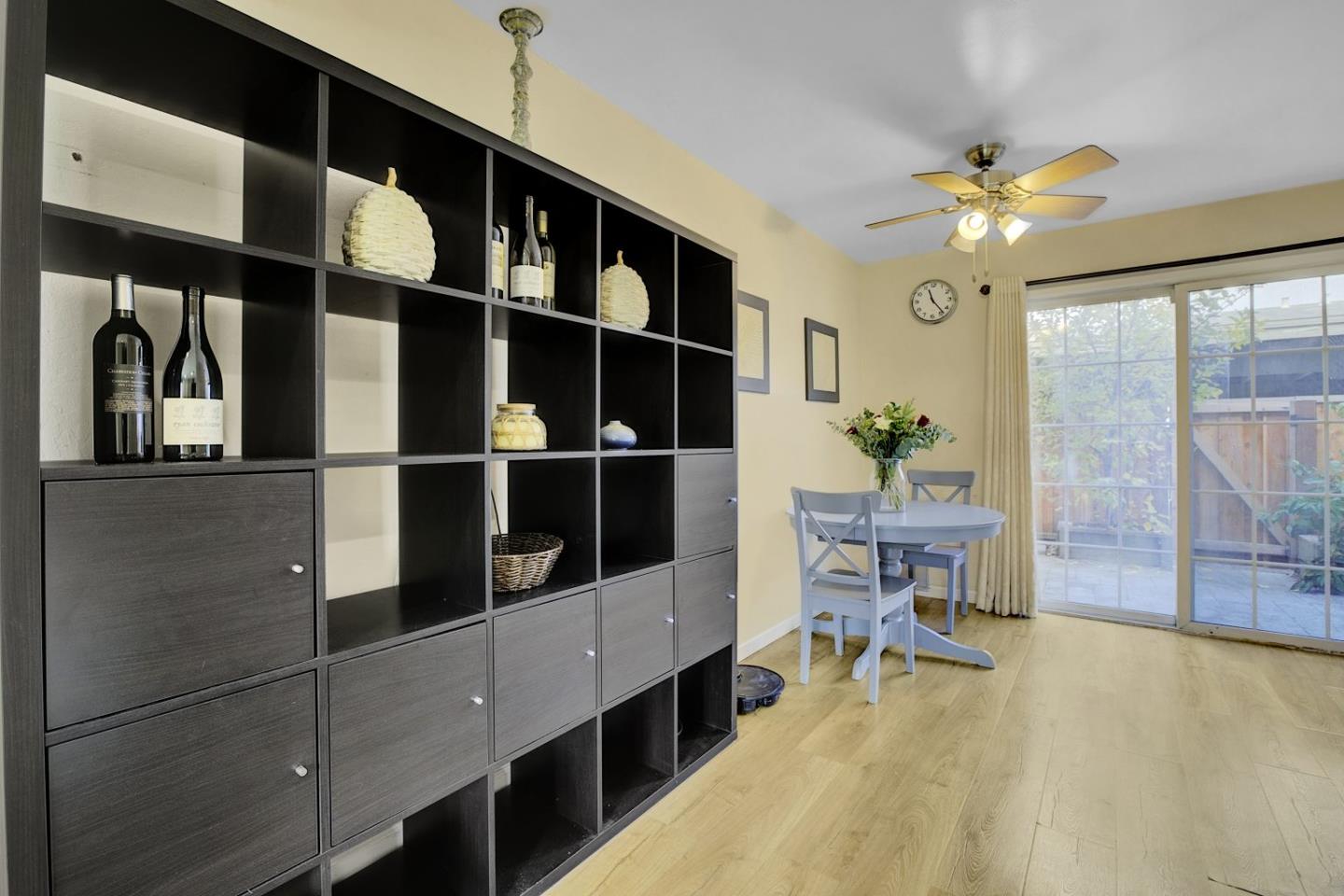 Detail Gallery Image 8 of 38 For 419 Velasco, San Jose,  CA 95123 - 2 Beds | 1/1 Baths