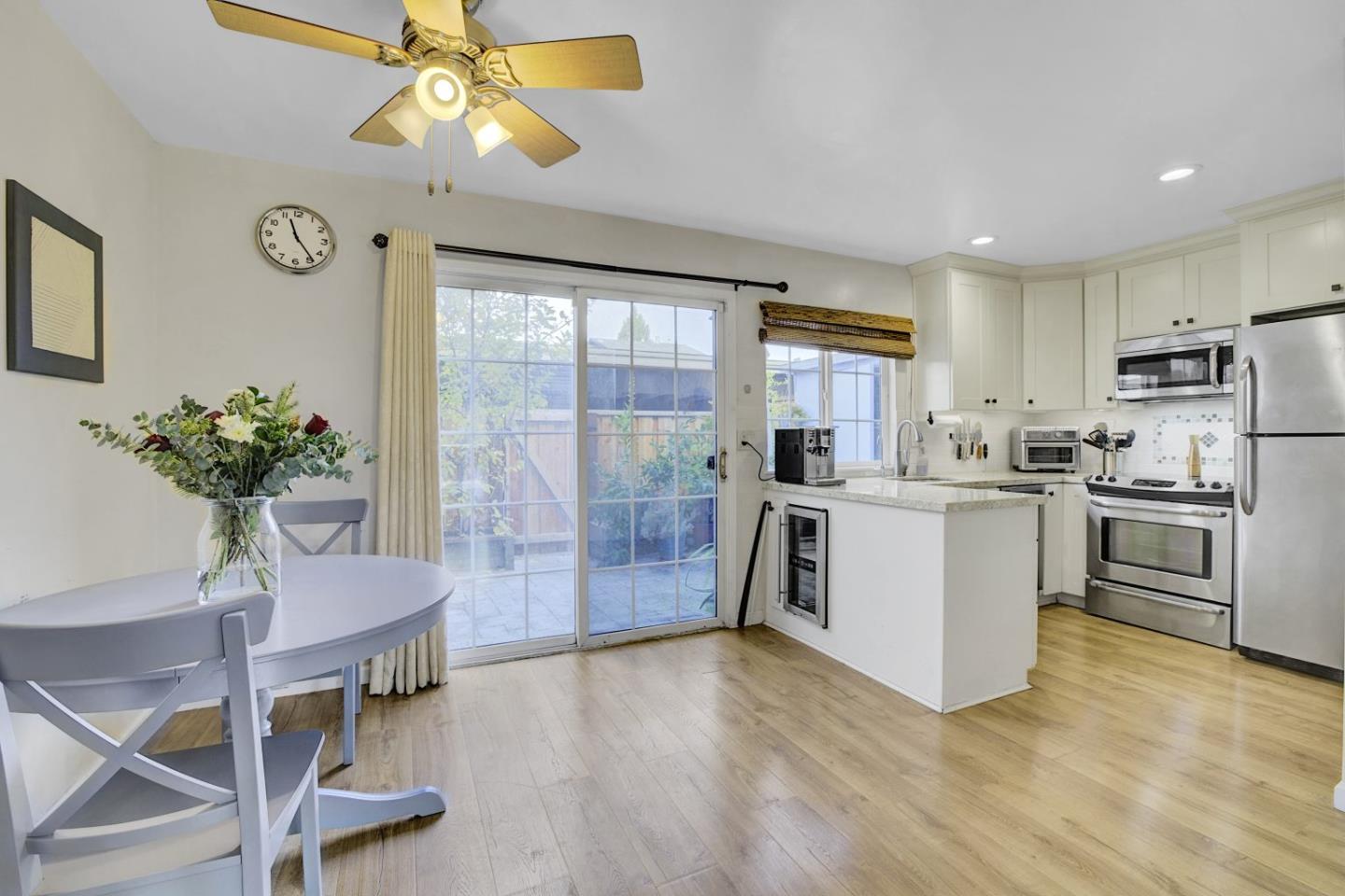 Detail Gallery Image 9 of 38 For 419 Velasco, San Jose,  CA 95123 - 2 Beds | 1/1 Baths