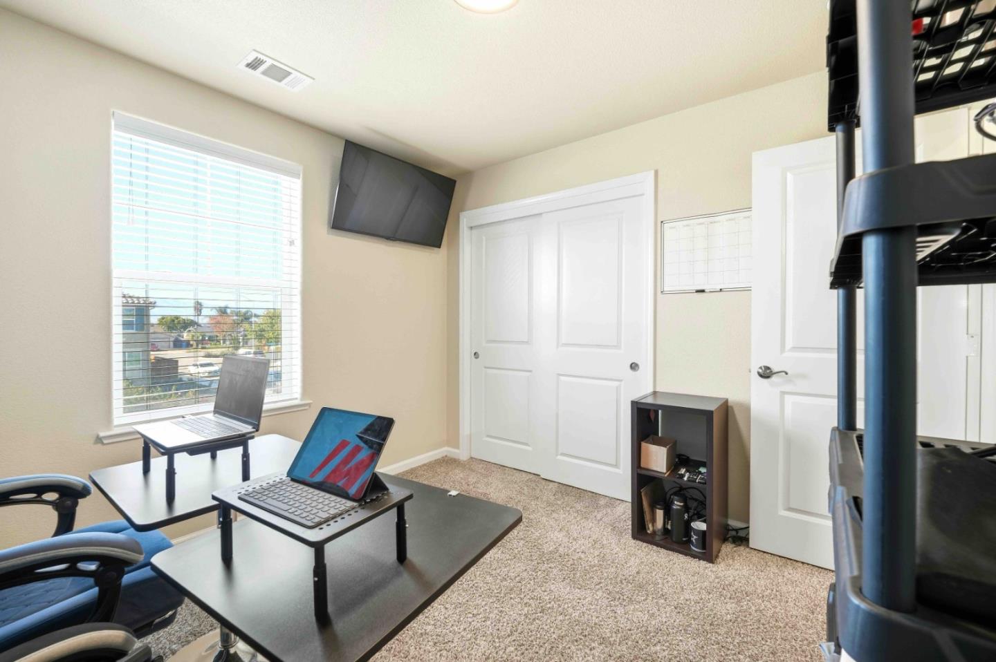 Detail Gallery Image 15 of 29 For 452 Liberty Ct, Soledad,  CA 93960 - 4 Beds | 2/1 Baths