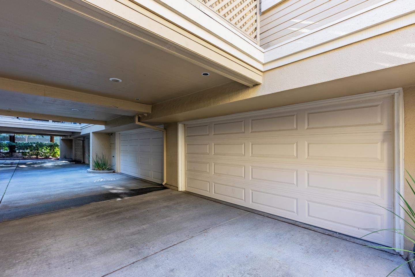 Detail Gallery Image 12 of 15 For 998 La Mesa Ter #D,  Sunnyvale,  CA 94086 - 3 Beds | 3 Baths