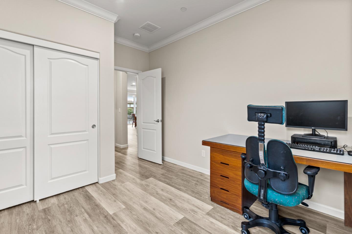 Detail Gallery Image 17 of 39 For 6745 Guitarfish Way, Newark,  CA 94560 - 4 Beds | 3 Baths