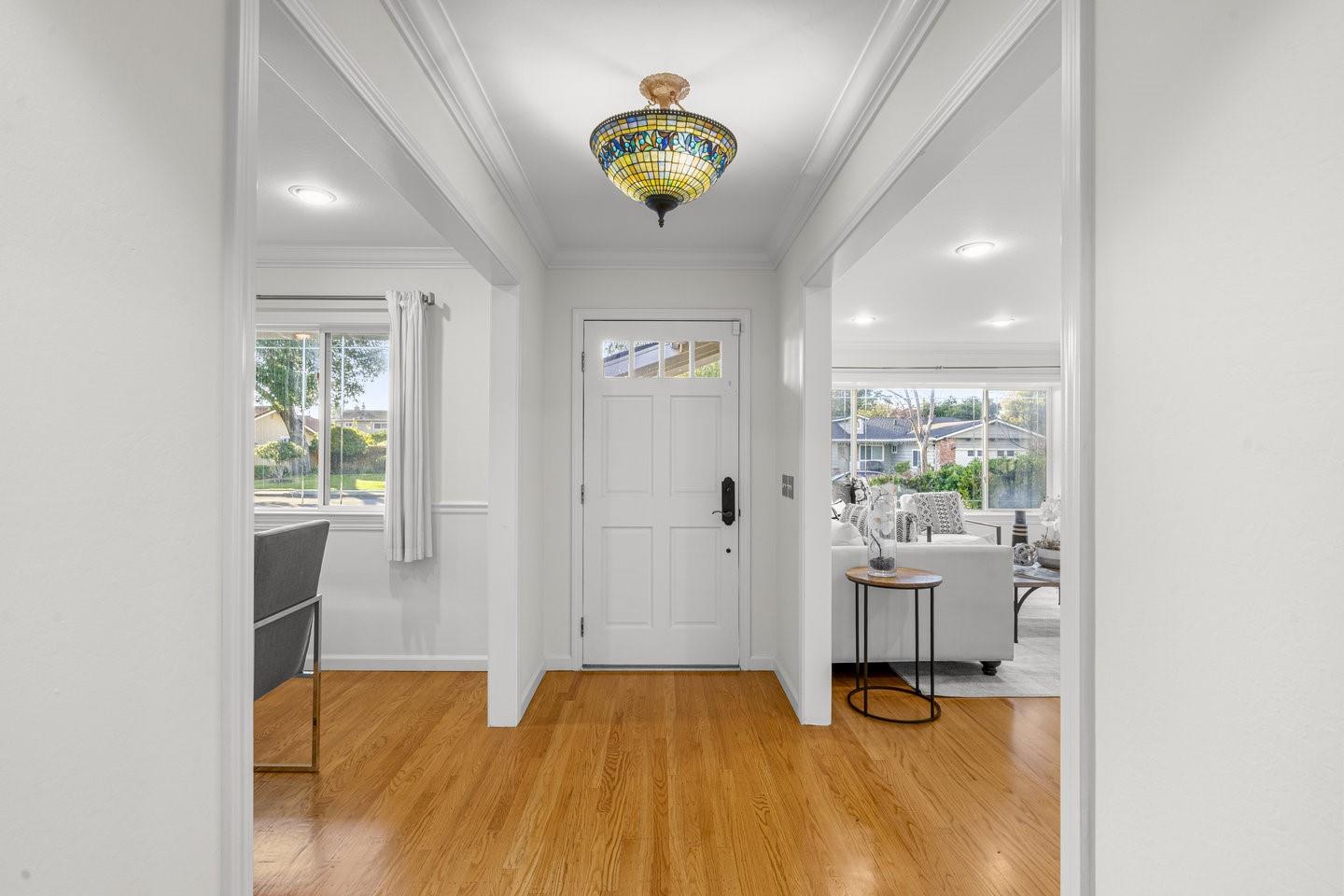 Detail Gallery Image 10 of 58 For 2741 Doverton Sq, Mountain View,  CA 94040 - 4 Beds | 2/1 Baths