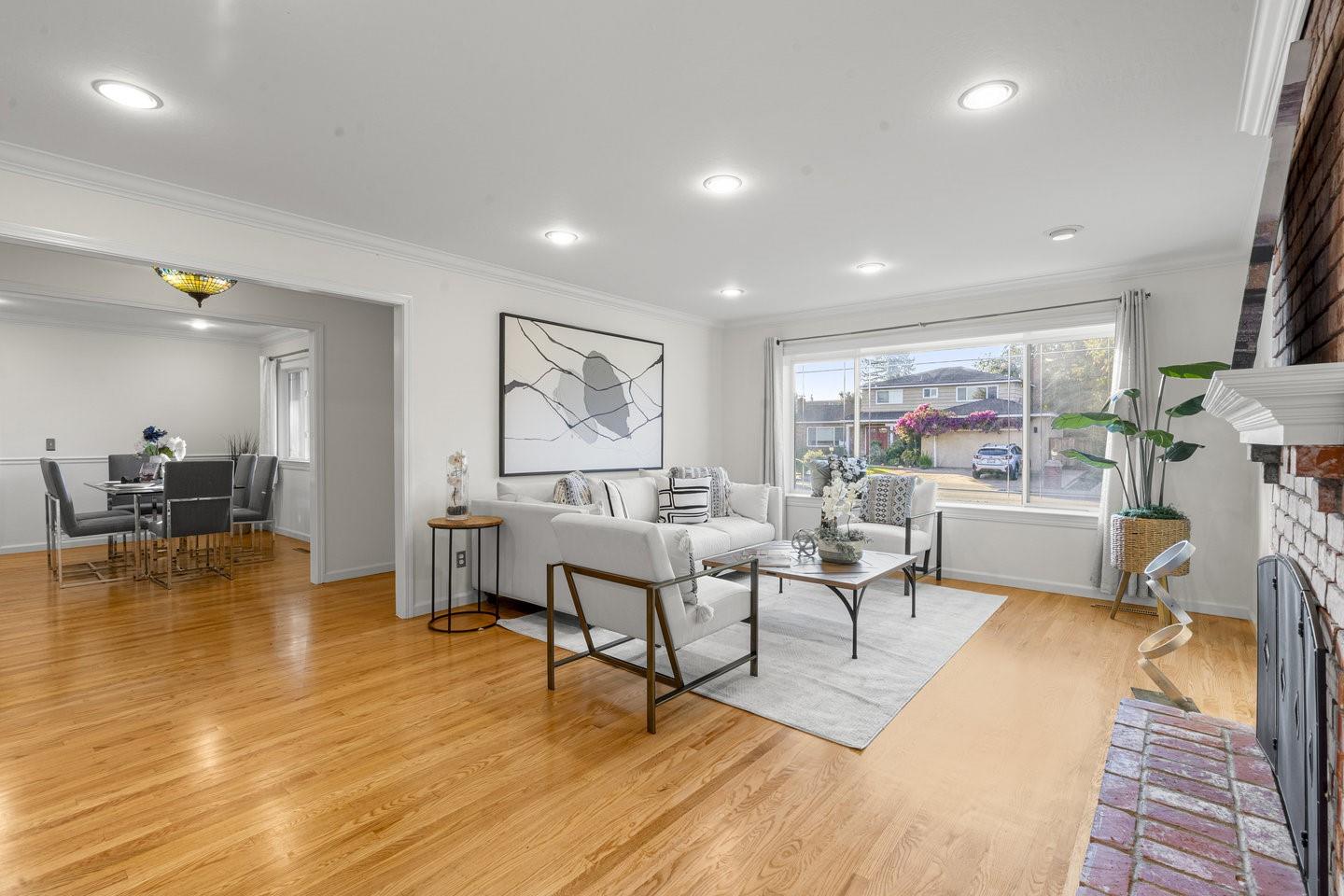 Detail Gallery Image 11 of 58 For 2741 Doverton Sq, Mountain View,  CA 94040 - 4 Beds | 2/1 Baths