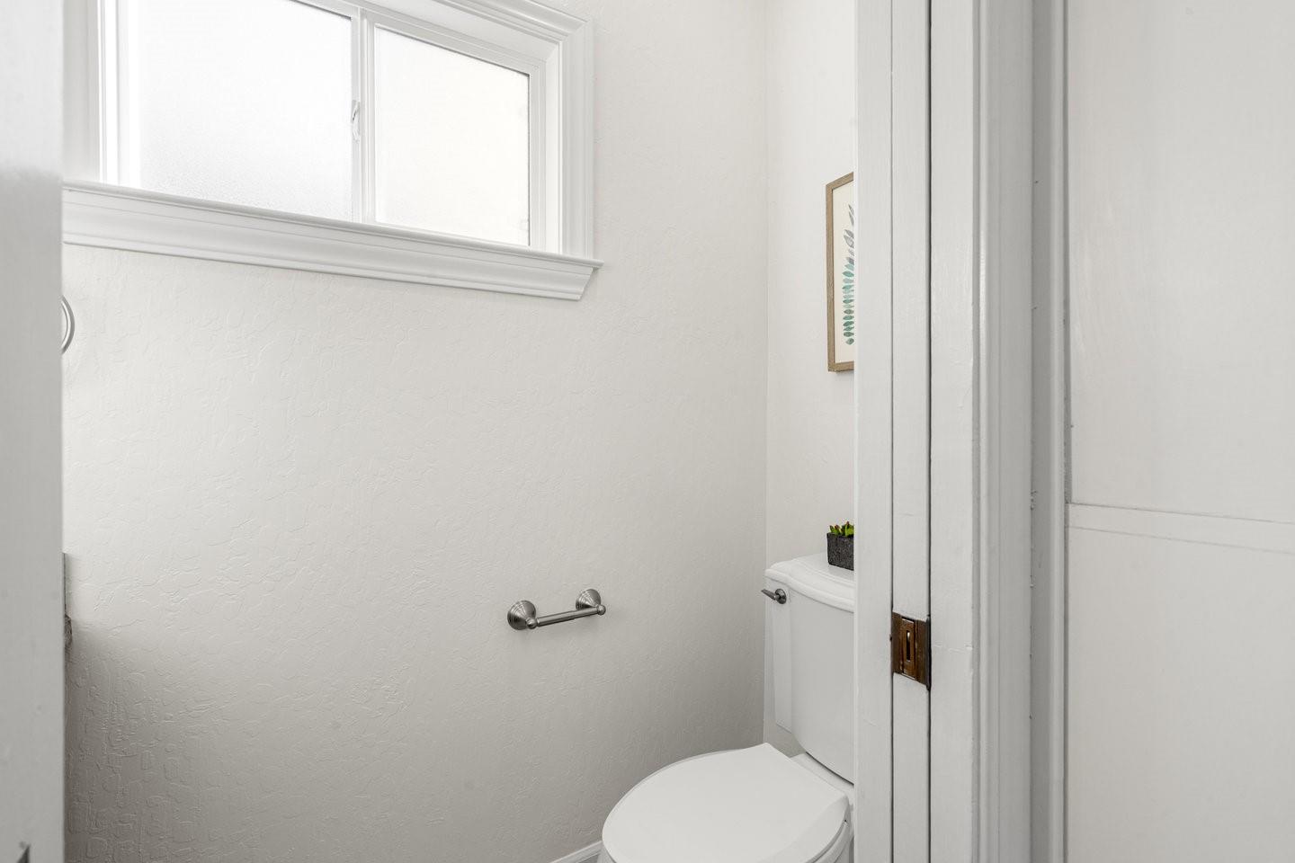 Detail Gallery Image 28 of 58 For 2741 Doverton Sq, Mountain View,  CA 94040 - 4 Beds | 2/1 Baths