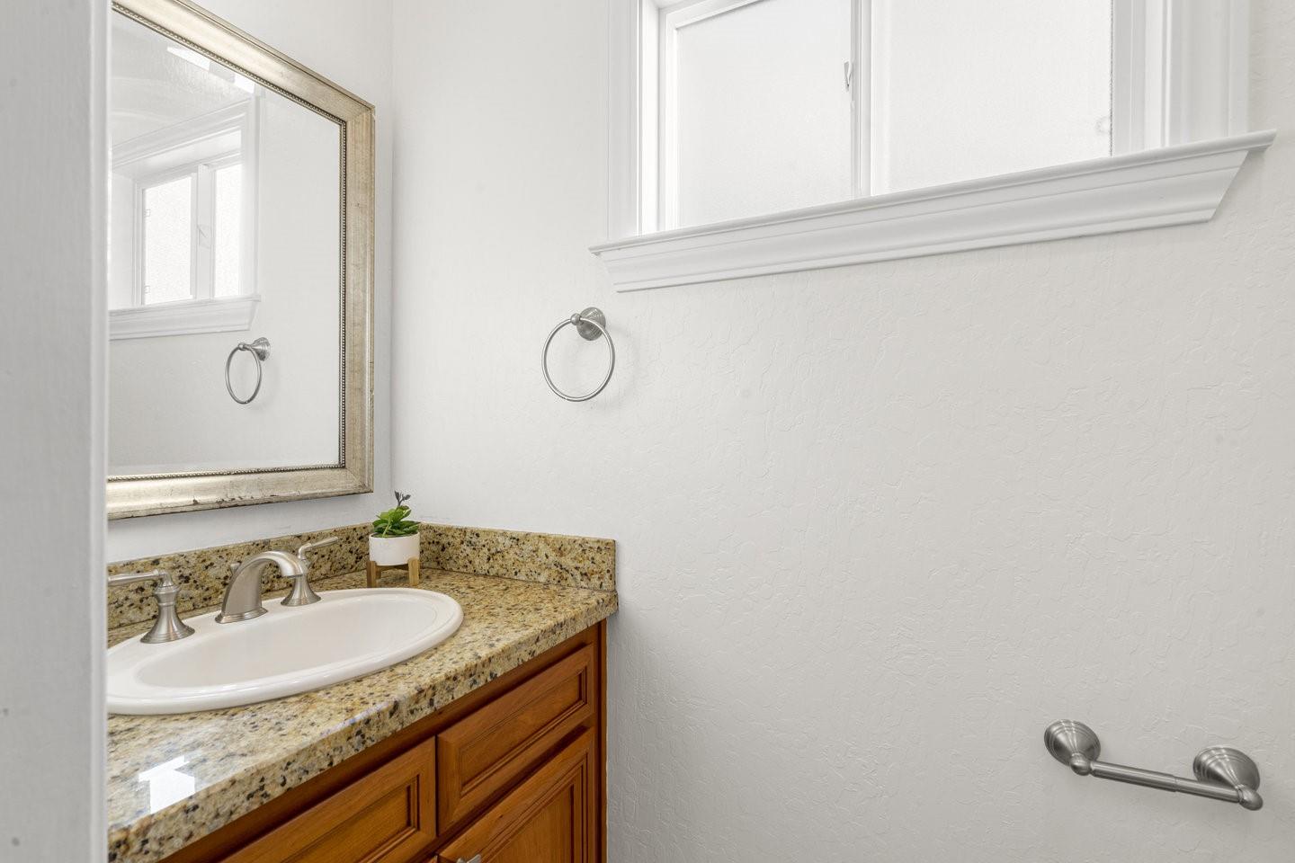 Detail Gallery Image 29 of 58 For 2741 Doverton Sq, Mountain View,  CA 94040 - 4 Beds | 2/1 Baths