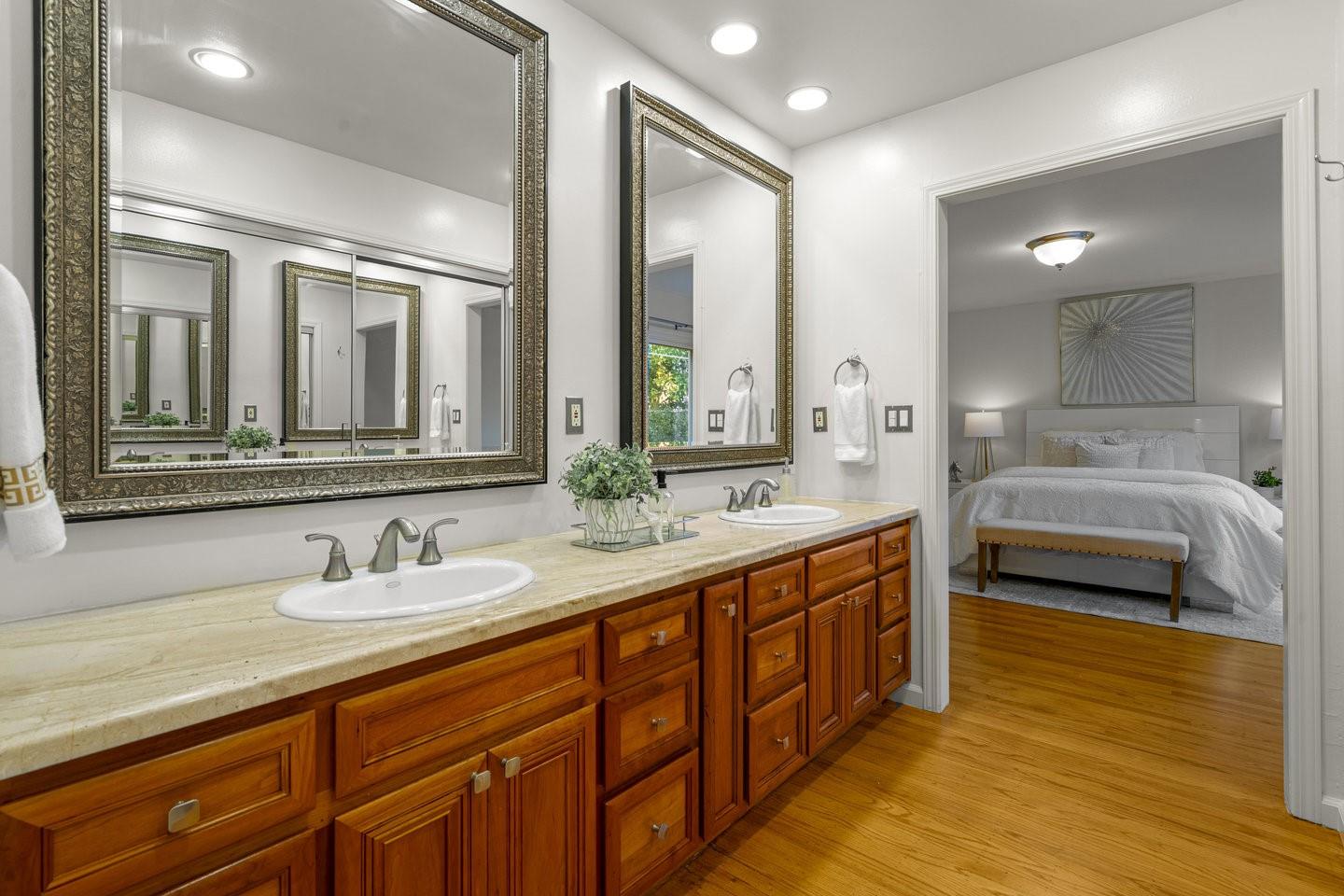 Detail Gallery Image 41 of 58 For 2741 Doverton Sq, Mountain View,  CA 94040 - 4 Beds | 2/1 Baths