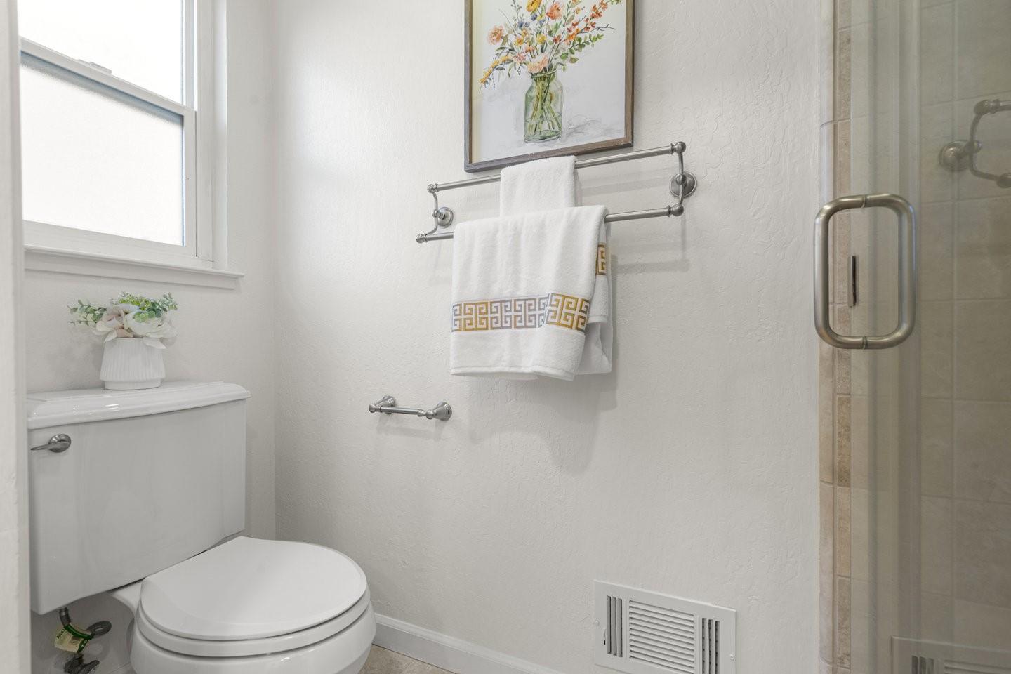 Detail Gallery Image 43 of 58 For 2741 Doverton Sq, Mountain View,  CA 94040 - 4 Beds | 2/1 Baths