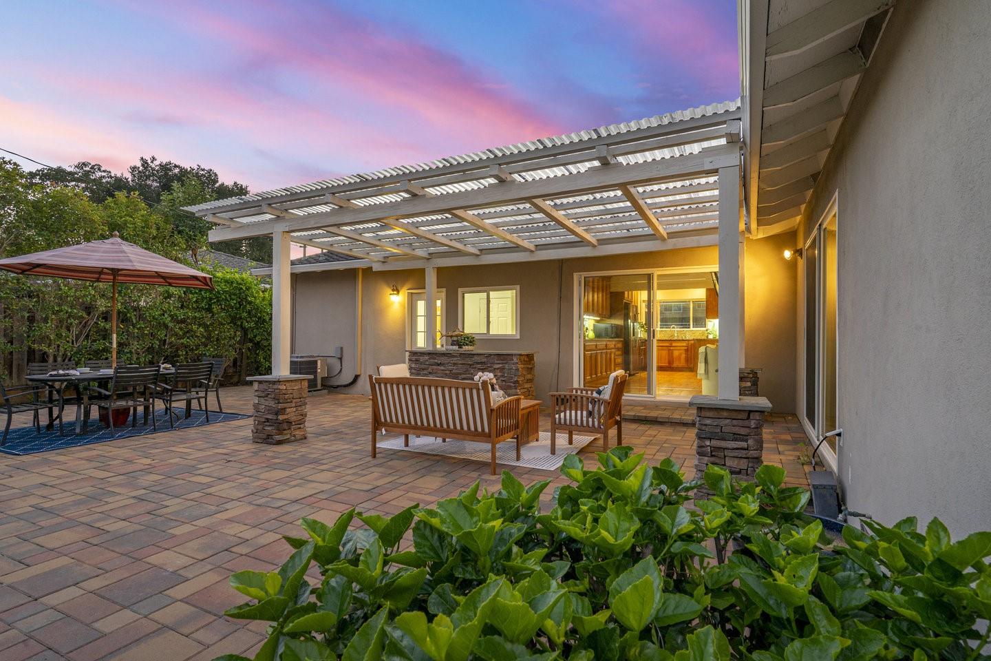 Detail Gallery Image 44 of 58 For 2741 Doverton Sq, Mountain View,  CA 94040 - 4 Beds | 2/1 Baths