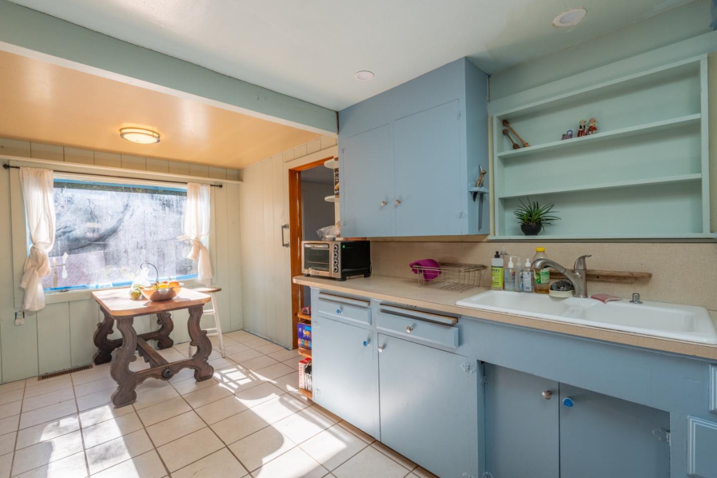 Detail Gallery Image 5 of 30 For 27415 Schulte Rd, Carmel,  CA 93923 - 3 Beds | 3 Baths