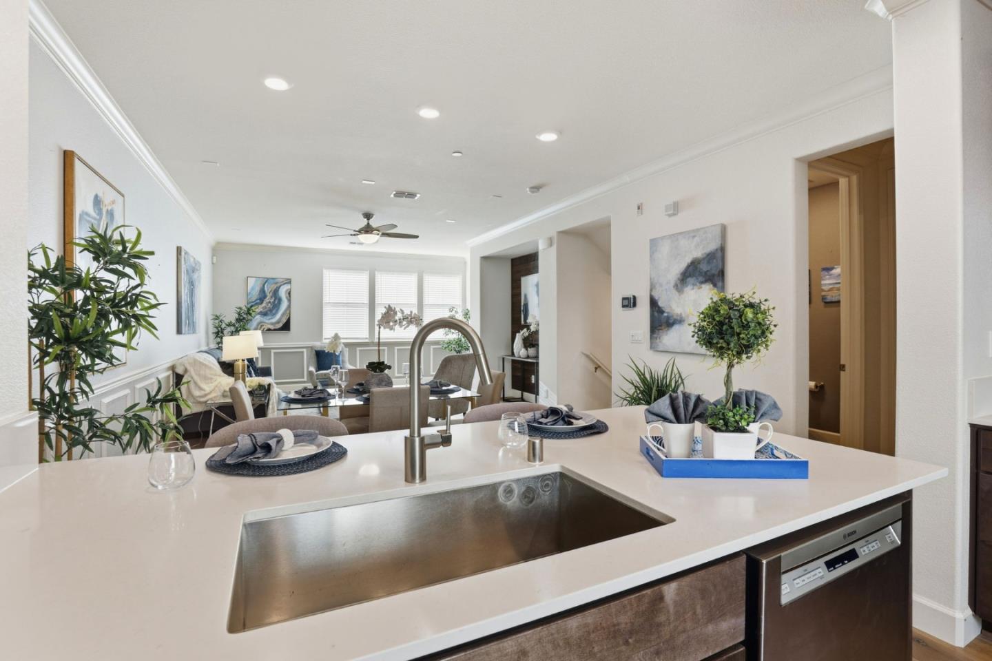 Detail Gallery Image 16 of 42 For 17985 Cantabria Ln, Morgan Hill,  CA 95037 - 3 Beds | 2/1 Baths