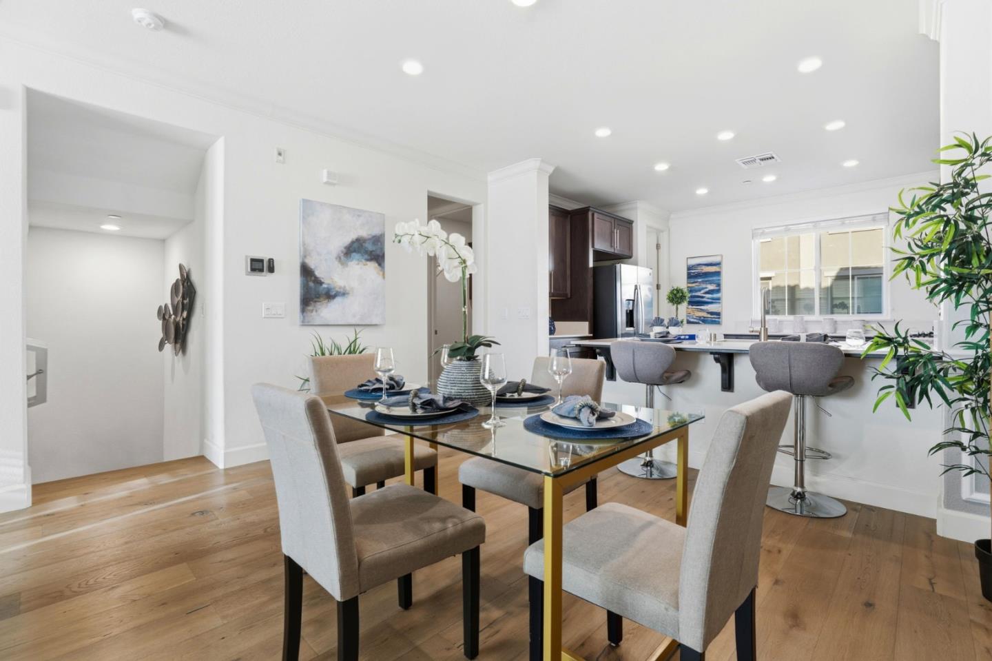 Detail Gallery Image 18 of 42 For 17985 Cantabria Ln, Morgan Hill,  CA 95037 - 3 Beds | 2/1 Baths