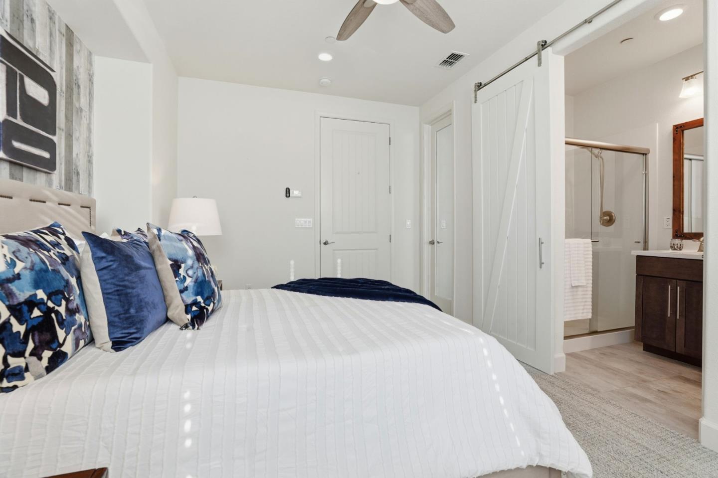 Detail Gallery Image 23 of 42 For 17985 Cantabria Ln, Morgan Hill,  CA 95037 - 3 Beds | 2/1 Baths