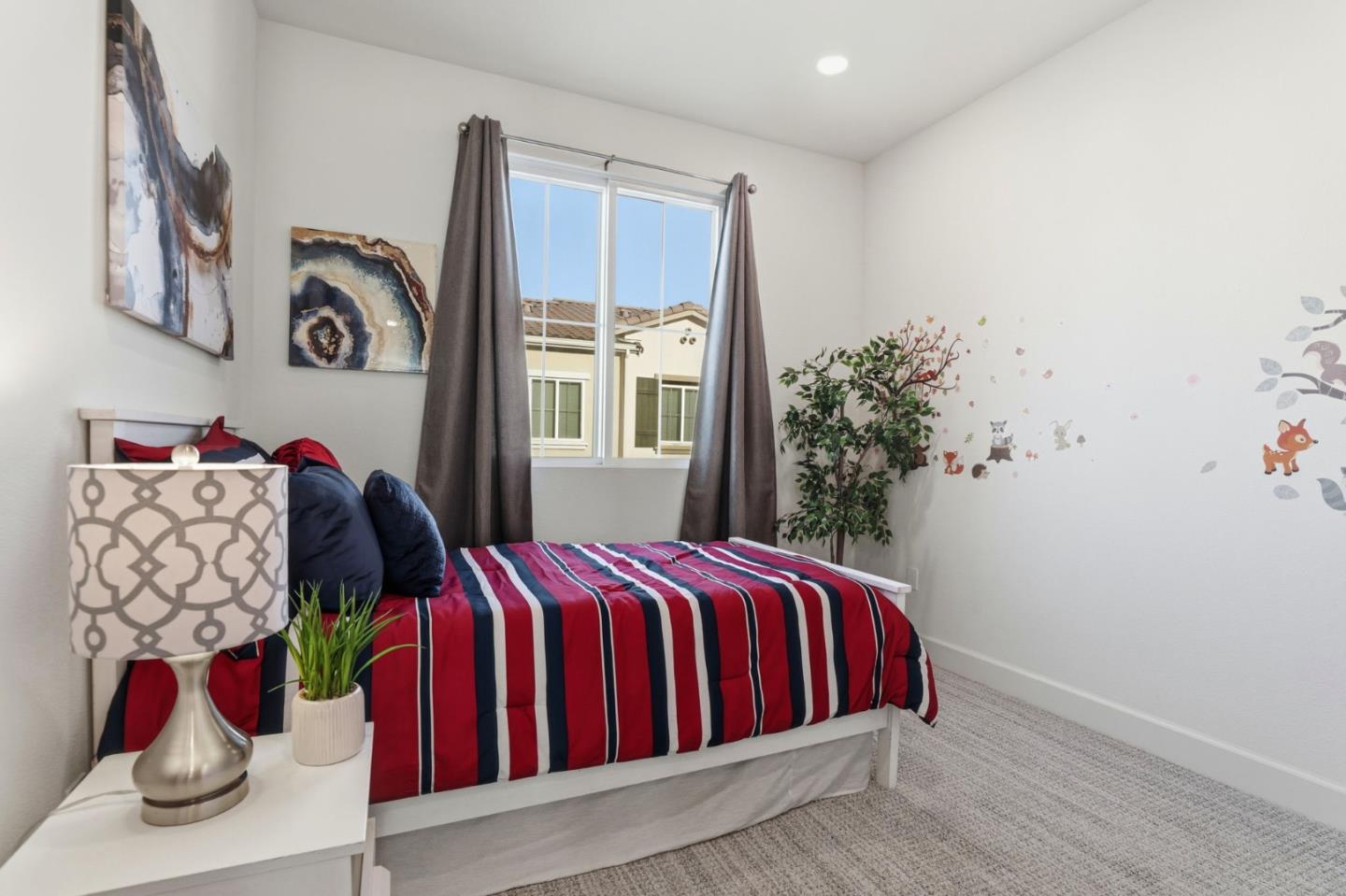 Detail Gallery Image 25 of 42 For 17985 Cantabria Ln, Morgan Hill,  CA 95037 - 3 Beds | 2/1 Baths