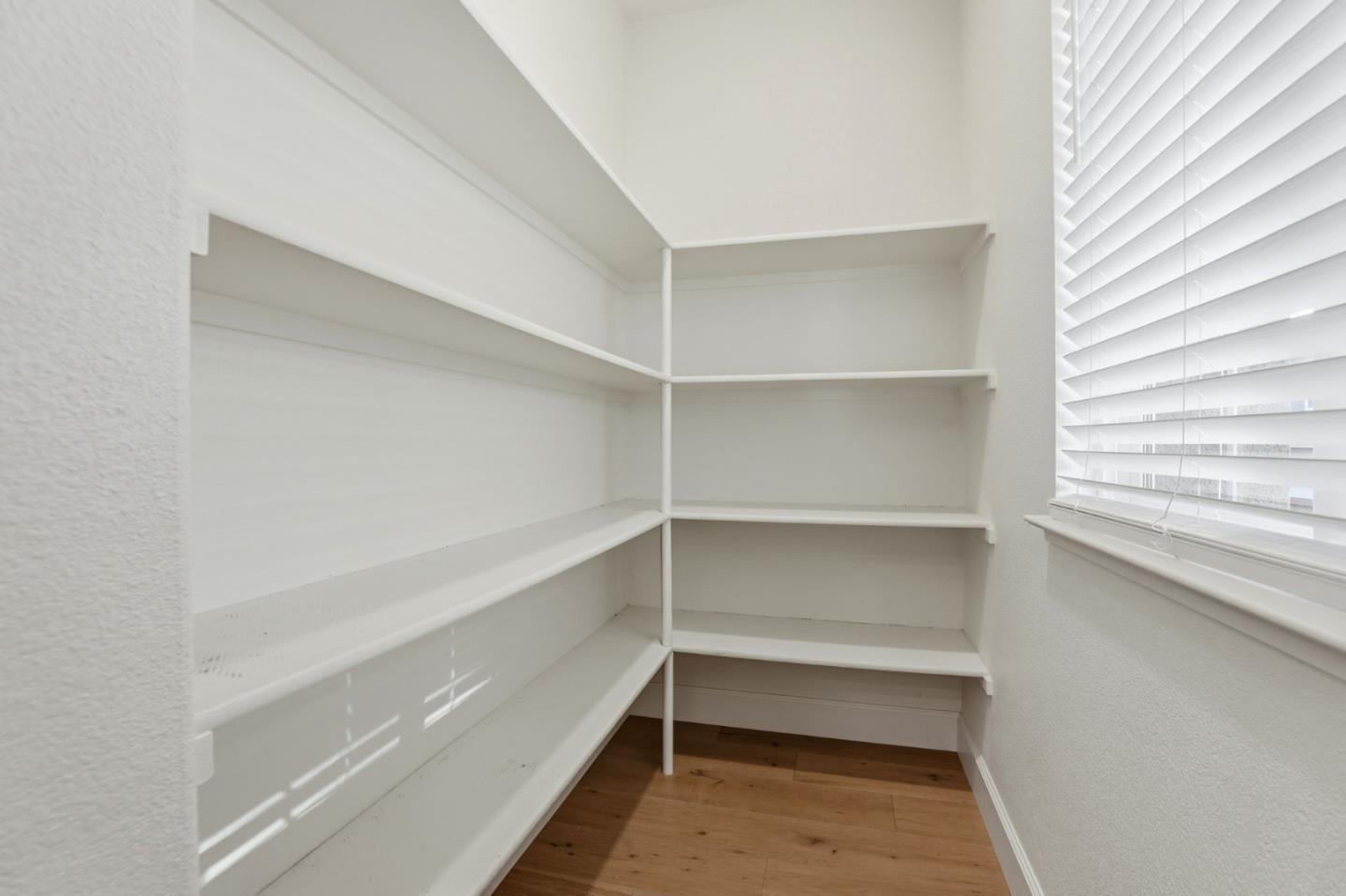 Detail Gallery Image 30 of 42 For 17985 Cantabria Ln, Morgan Hill,  CA 95037 - 3 Beds | 2/1 Baths